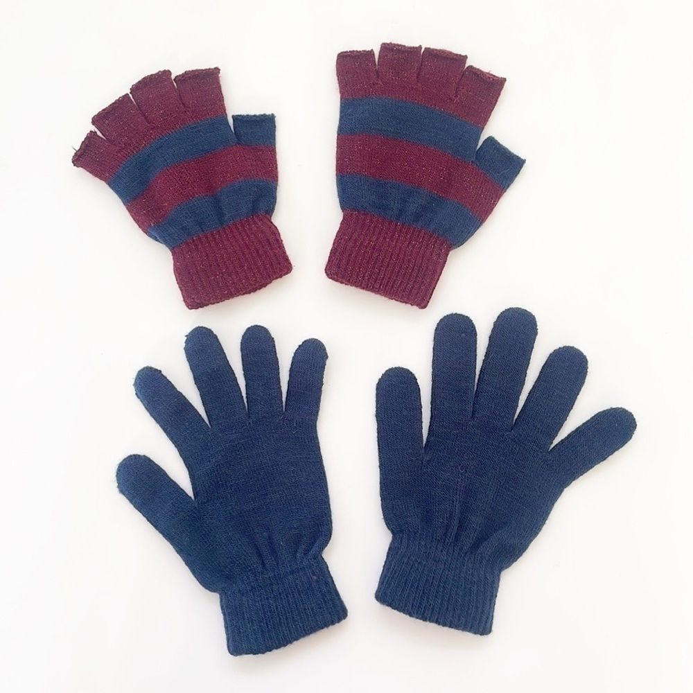 Two pairs of knit gloves